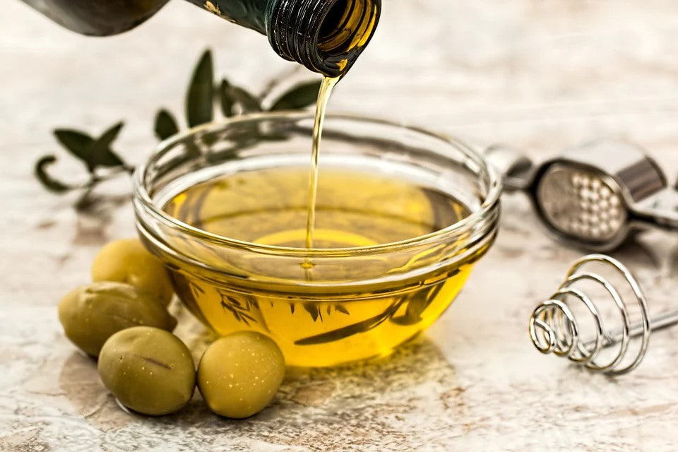 Differenza fra olio evo e olio di oliva